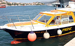 Water taxi in Dubrovnik