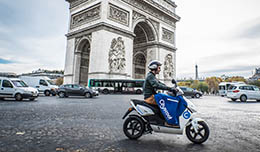 Scooter in Paris