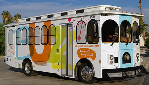 Калифорния: туристический автобус в Палм-Спрингс